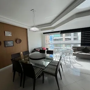  Apartamento 3 Suítes Próximo A Brasil